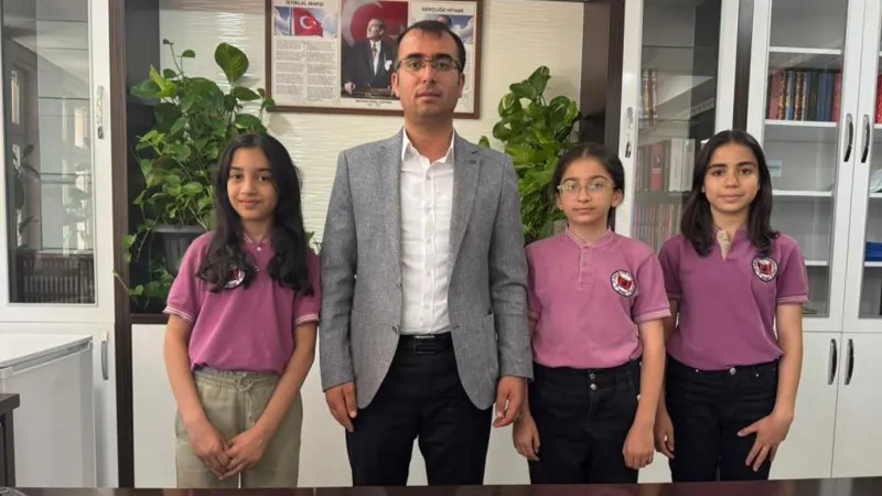 500 tam puan aldılar! Kahta'da 4 öğrenci Türkiye birincisi oldu