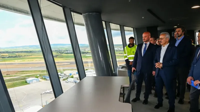 Esenboğa'ya Dev Kule! Bakan Uraloğlu'ndan Şok Açıklamalar