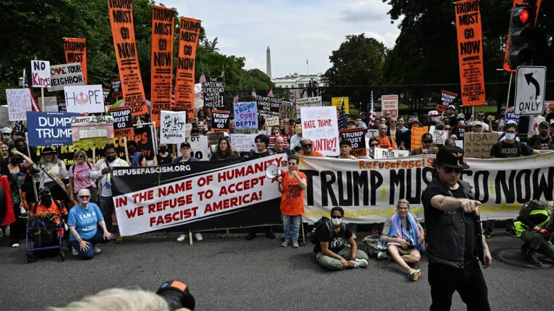 ABD'de milyonlarca kişi Trump yönetimini protesto etti