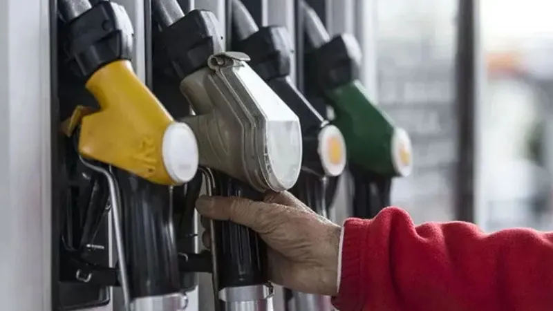 Akaryakıta Zam Şoku! Benzin ve Motorine Çifte Fiyat Artışı!