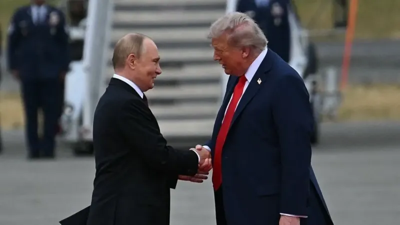 Alaska'da neler oldu? Putin yemek bile yemeden ayrıldı | Trump'tan Avrupa'ya Zelenskiy mesajı | Beyaz Saray'dan olay paylaşım