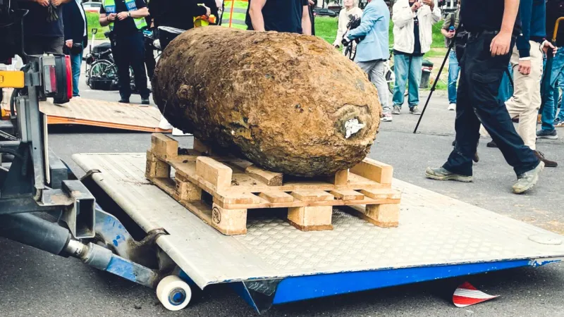 Köln'de Savaş Alarmı! 2. Dünya Savaşı Bombaları Bulundu