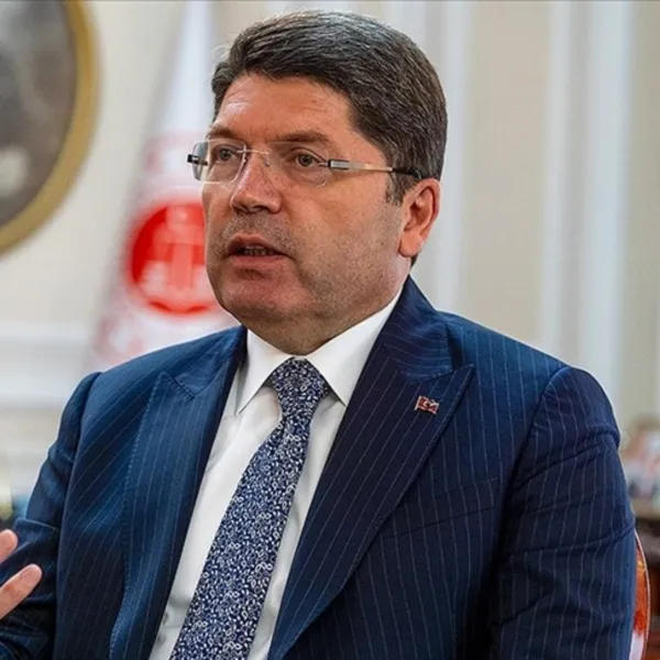 Bakan Tunç'tan "10. Yargı Paketi" açıklaması