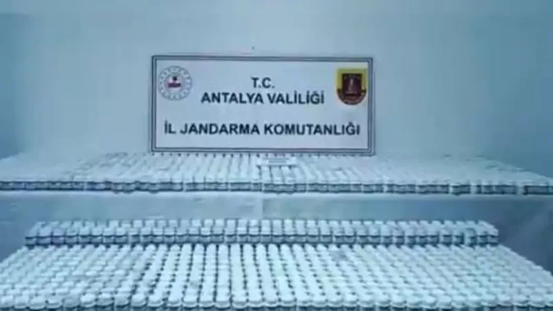 Antalya'da Zehir Tacirlerine Şok Baskın! 107 Gözaltı