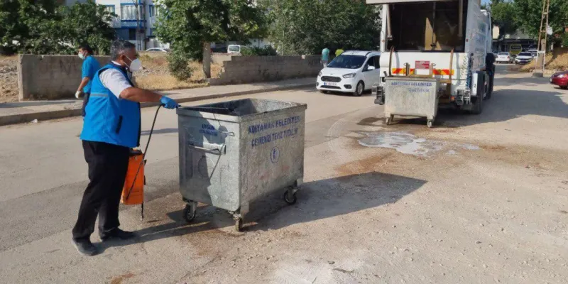 Adıyaman'da Bayram Temizliği: 11 Bin Ton Köpük Şov!