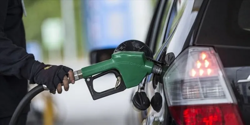 Benzin ve motorine yeni zamlar yolda