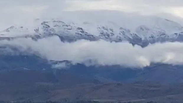 Temmuz'da Kar Sürprizi! Bayburt'a Lapa Lapa Kar Yağdı