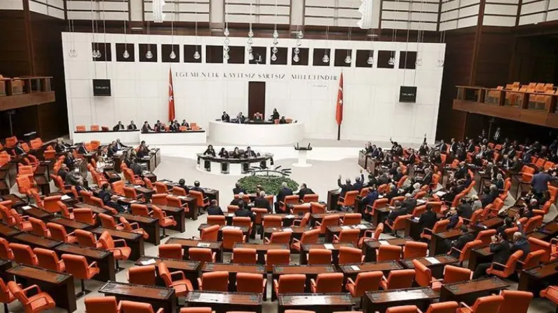 CHP MYK'da TBMM'de kurulması beklenen komisyon süreci ele alındı