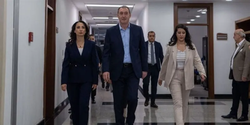 DEM Parti'den Kritik Hamle! Hangi Partilerle Görüşecekler?