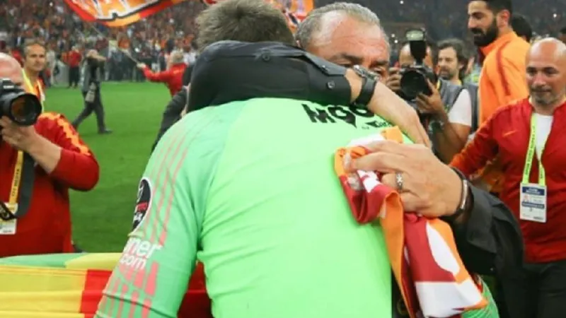 Fatih Terim'den Muslera'ya duygulandıran veda: Her şey için teşekkürler evlat