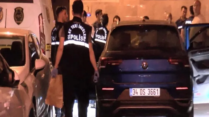 Fatih'te Kanlı Gece! Otomobilde Silahlı Saldırı: Sürücü Öldü!