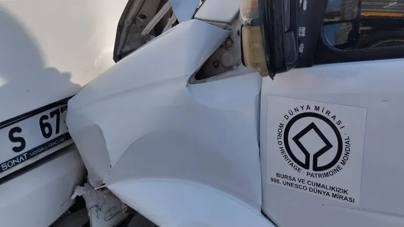 Gemlik'te zincirleme kaza: 9 yaralı