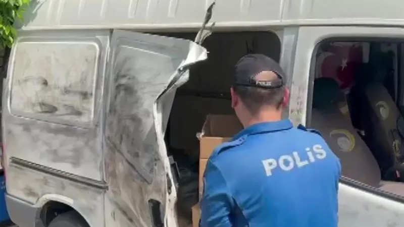 Hapisteki kardeşinin aracını uyuşturucu deposu yaptı: 31 bin 625 hap ele geçirildi