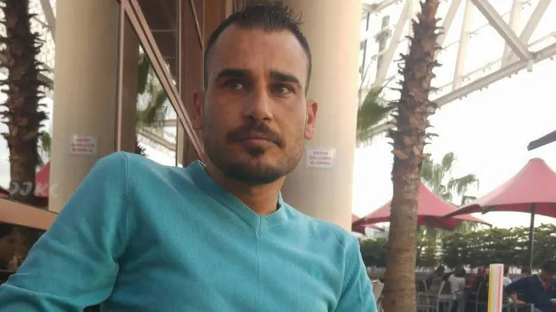 İki otomobil kafa kaya çarpıştı: 1 ölü, 6 yaralı