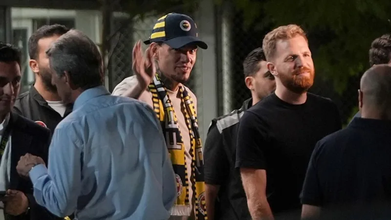 KAP açıklaması geldi! Fenerbahçe, Ederson transferini duyurdu