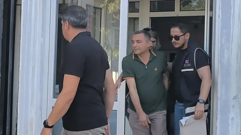 Manavgat Belediyesi'ne yolsuzluk operasyonu! Baklava kutusundaki rüşvet anlarına ahaber.com.tr ulaştı