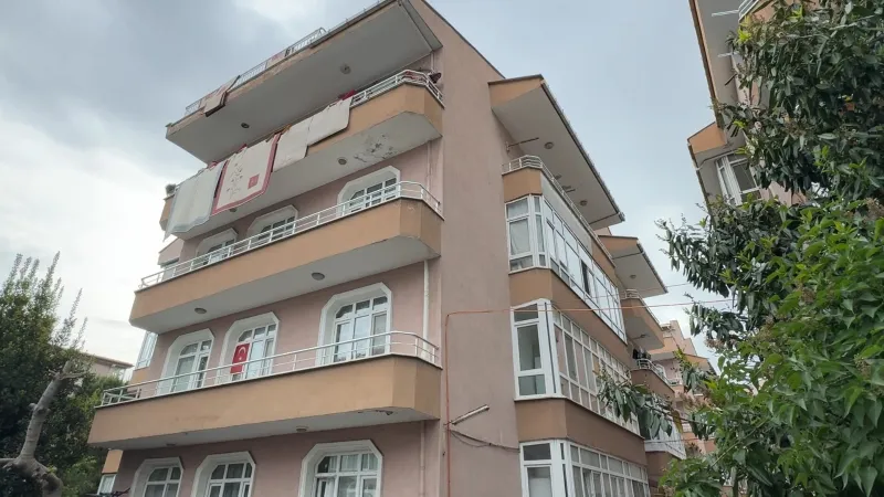 Avcılar'da Deprem Korkusu! Riskli Bina Tahliye Edildi, Sırada Ne Var?