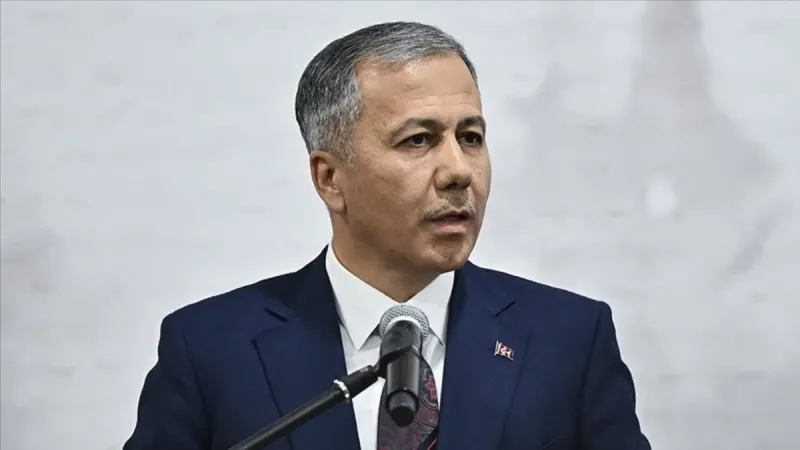 Bakan Yerlikaya polislerin Ramazan Bayramı'nı telsizden kutladı