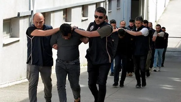 Adana'da DEAŞ Operasyonu: 5 Tutuklama! Şok Detaylar Ortaya Çıktı!