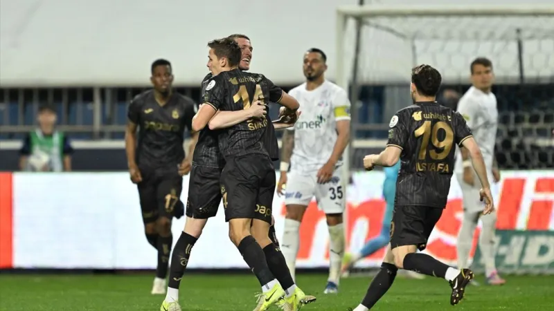 İstanbul'da Gol Düellosu! Kasımpaşa Trabzonspor Berabere