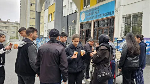 İstanbul'da Depremzedeler Okullara Sığındı! Kaç Kişi Barınıyor?