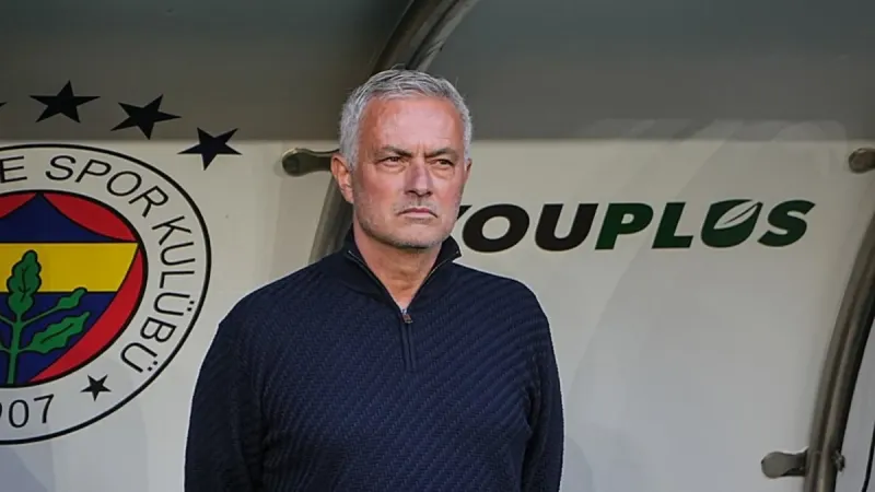 Mourinho'dan Fenerbahçe'ye Transfer Bombası! O Yıldız Geliyor Mu?