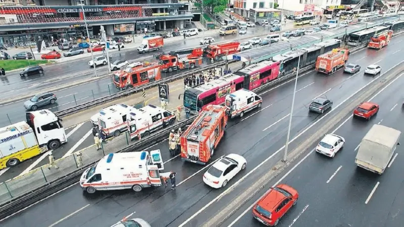 Metrobüs Kabusu: İstanbul'da 9 Ayda 6 Feci Kaza!