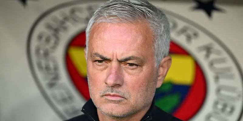 Mourinho'dan Şok Sözler: Fenerbahçe'de Kalacak mı, Gidecek mi?