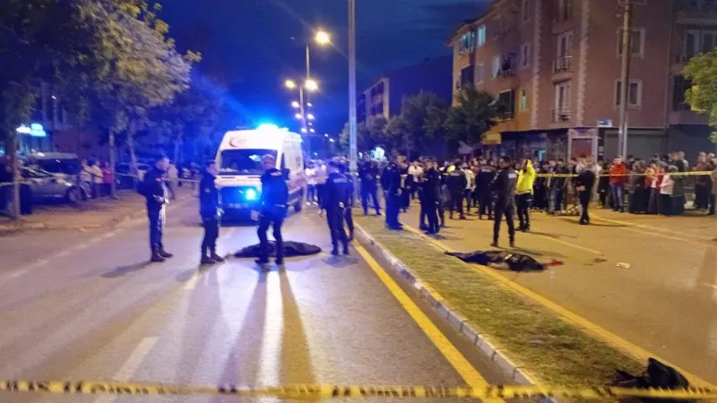 Sakarya'da Feci Kaza: Anne Kız Hayatını Kaybetti!