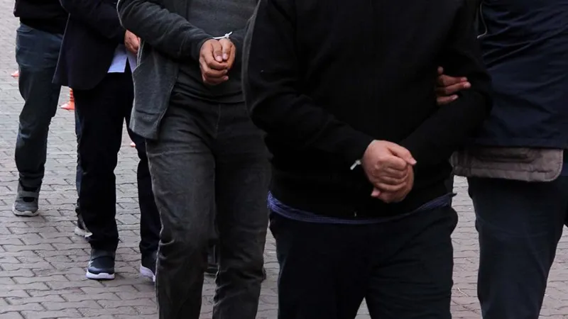 Dolandırıcılık Operasyonu! 28 Kişi Gözaltında! Şok Detaylar!