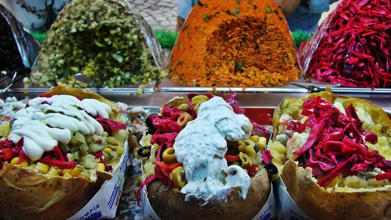 Ortaköy'de Zehir Zıkkım! Anne ve İki Çocuk Hayatını Kaybetti