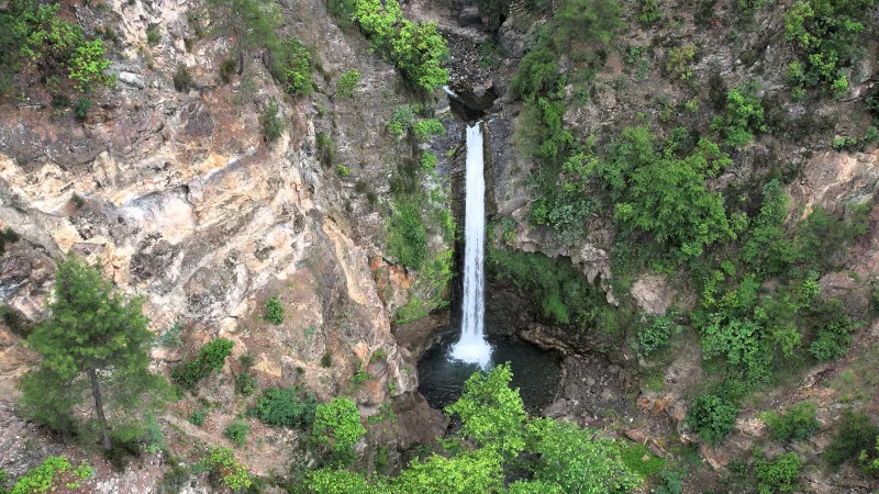 Osmaniye'de Amanos Dağlarının eteklerinde 7 yeni şelale keşfedildi