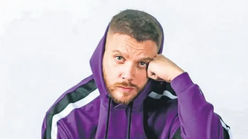 Sinan Akçıl’dan tapulu aşk mesajı! Yeni evi hakkında konuşurken sinyali verdi: "Belki de tapu birisinin üzerine yapılmıştır"