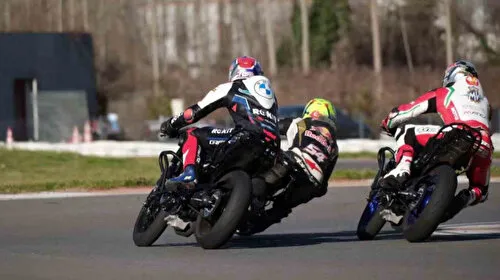 Türk Motosikletçiler İtalya'yı Salladı! Podyum Mücadelesi Başlıyor!