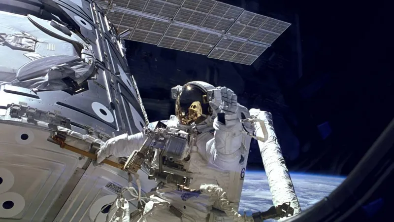 ISS'ye Veda! Uzay İstasyonu 2030'da Nereye Düşecek?